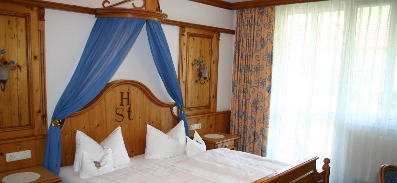 Landhotel Gasthof Huber Merching Bagian luar foto