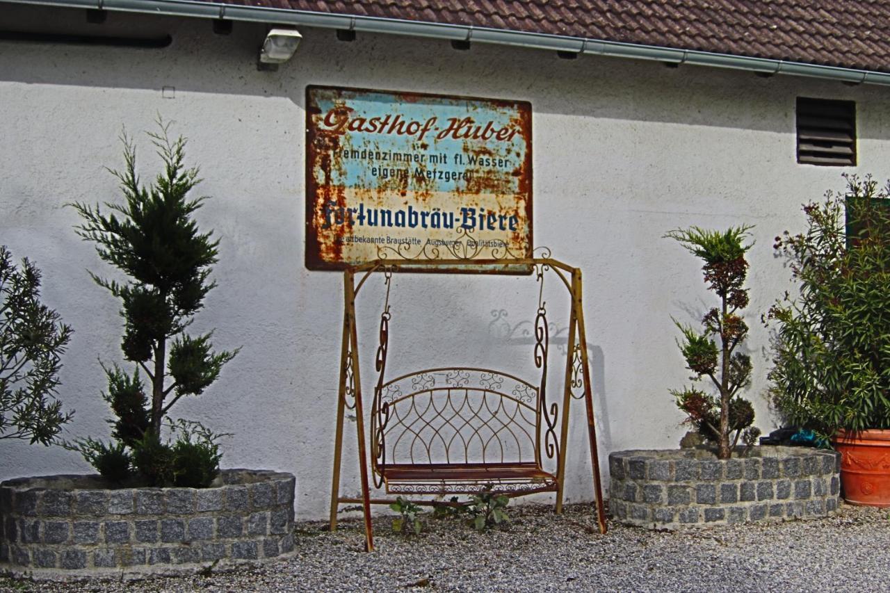 Landhotel Gasthof Huber Merching Bagian luar foto