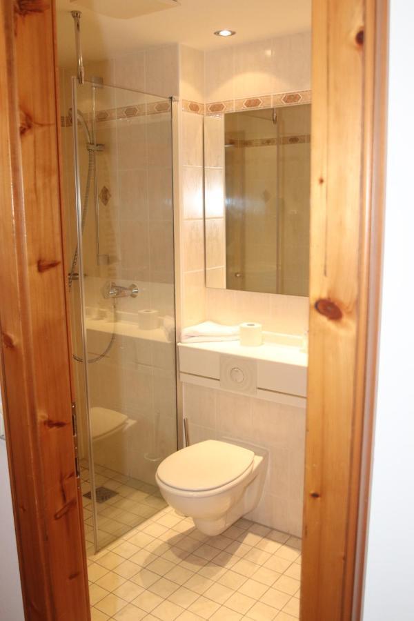 Landhotel Gasthof Huber Merching Bagian luar foto