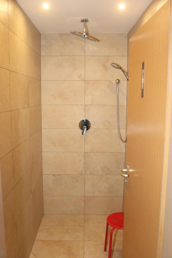 Landhotel Gasthof Huber Merching Bagian luar foto