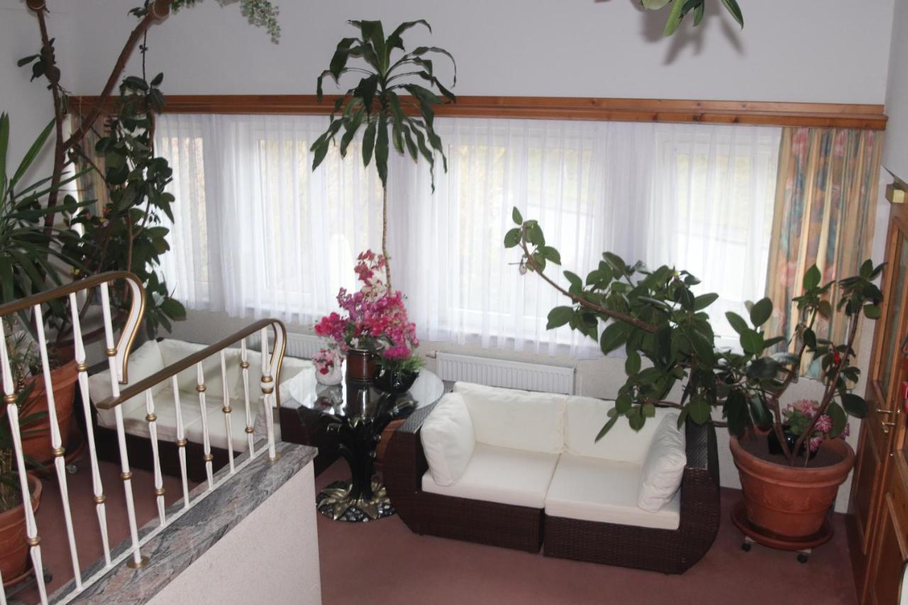 Landhotel Gasthof Huber Merching Bagian luar foto