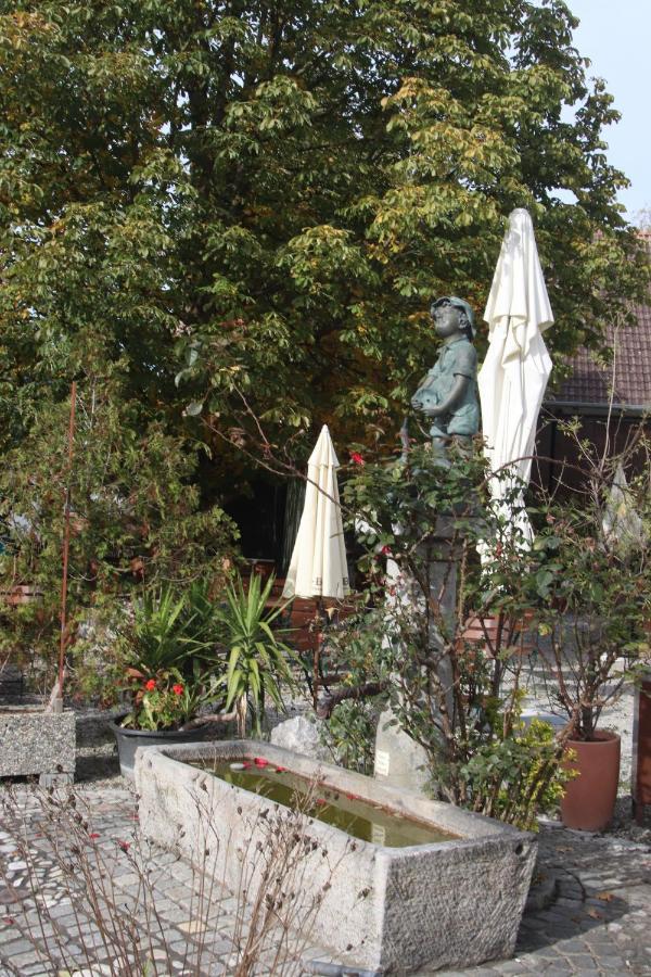 Landhotel Gasthof Huber Merching Bagian luar foto