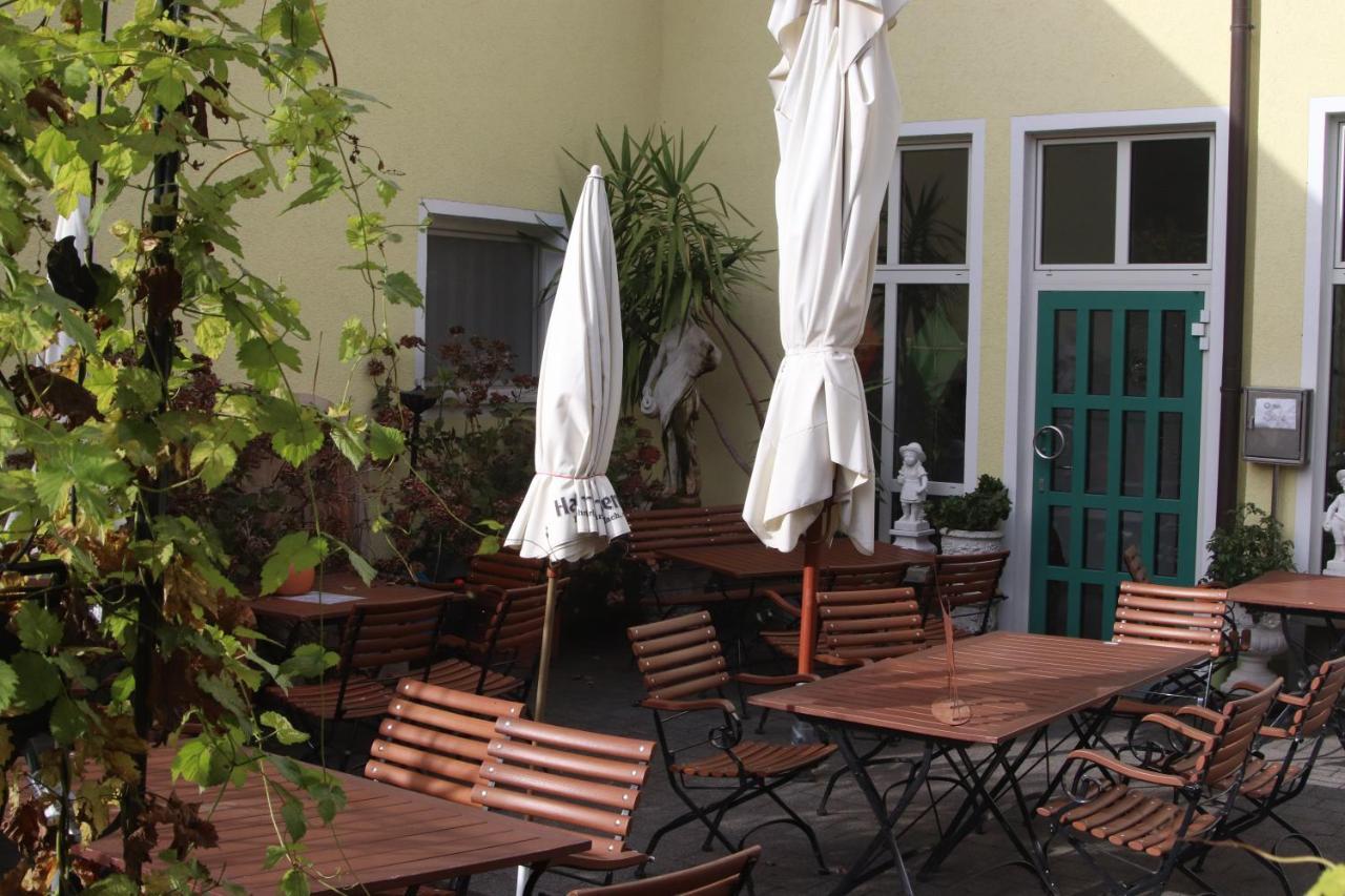 Landhotel Gasthof Huber Merching Bagian luar foto